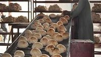 أسعار الخبز السياحي.. التسعيرة الجديدة من المخابز بعد انخفاضه