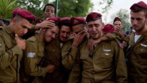 جيش الاحتلال الإسرائيلي يعلن مقتل جنديين في غزة.. وارتفاع حصيلة قتلاه إلى 608 - أخبار العالم