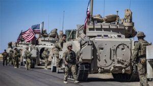المخابرات الأمريكية: جماعات مسلحة تدعمها إيران تخطط للهجوم على قواتنا